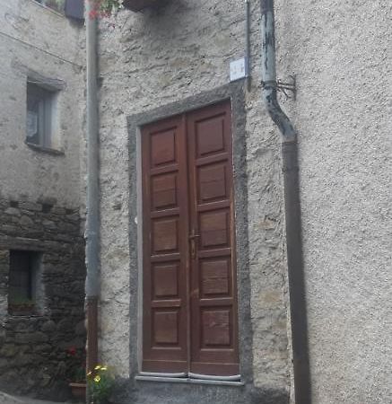 Ca' Du Barbe: Tra Le Alpi E Il Mare Villa Mendatica Kültér fotó